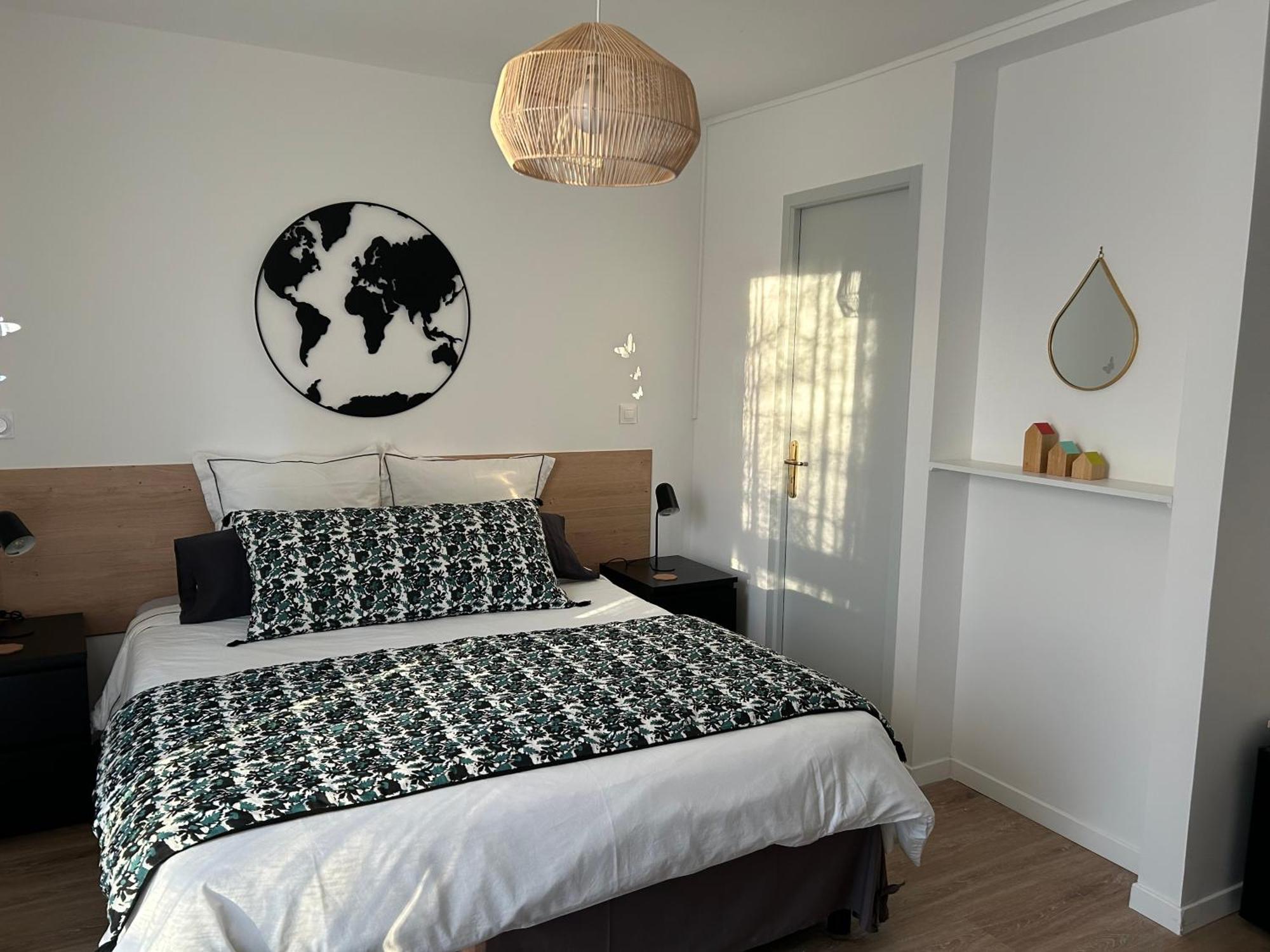Arc En Ciel Du Mont Bed & Breakfast Pontorson Exterior foto